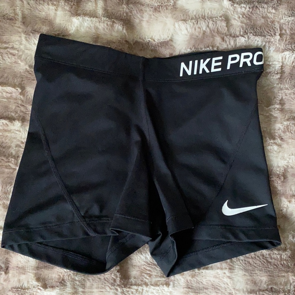 I’m selling athletic shorts